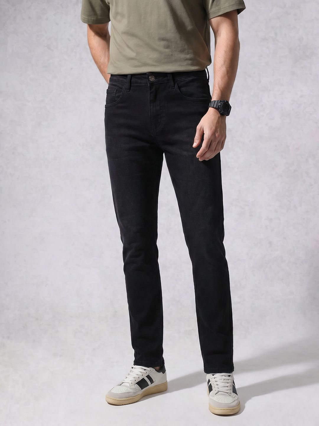 WROGN WROGN Men Slim Fit Light Fade Stretchable Jeans