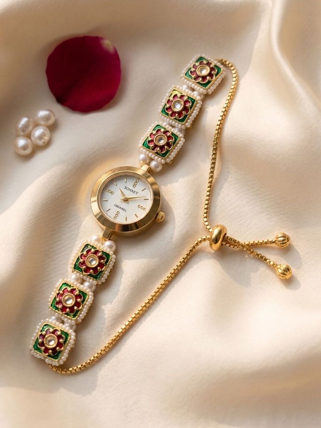 SZN SZN Women Dial & Stainless Steel Embellished Straps Analogue Motion Powered Watch SZN4BW-2294-new1