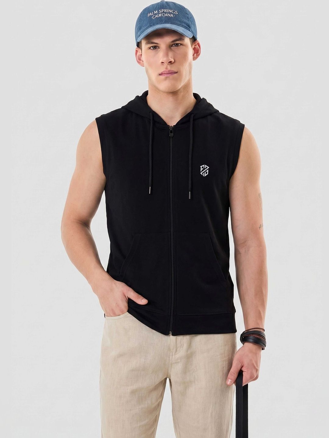 THE EG STORE Men Brand Logo Hooded Pockets T-shirt