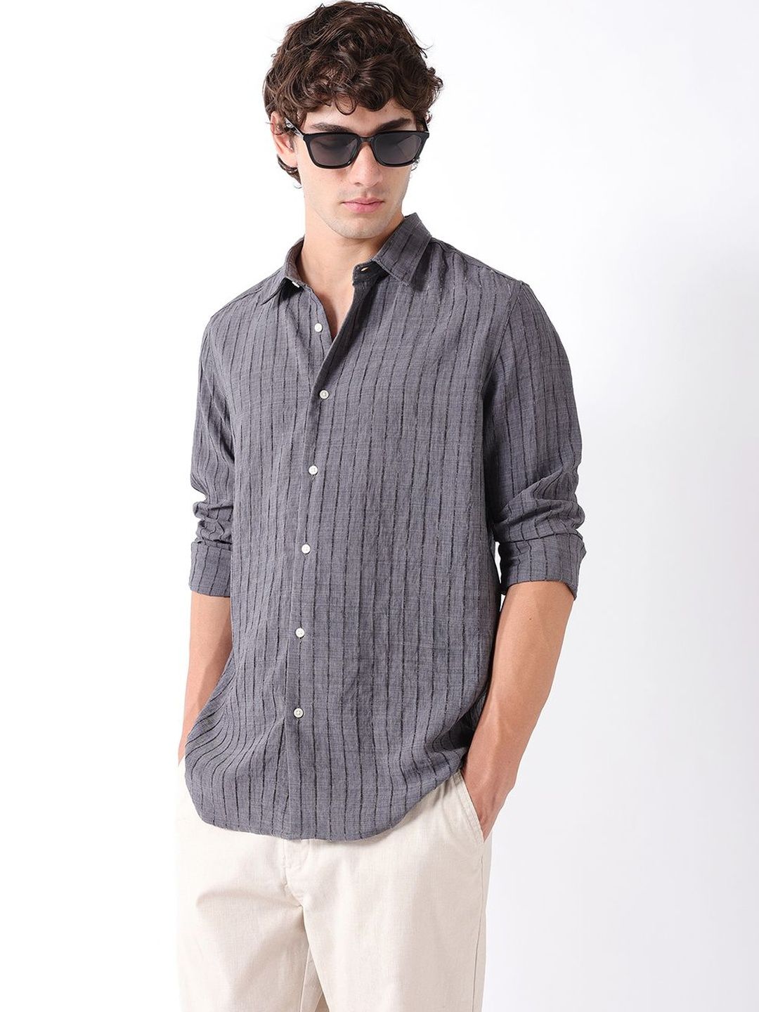 THE BEAR HOUSE Men Chenille Striped Slim Fit Textured Shirt