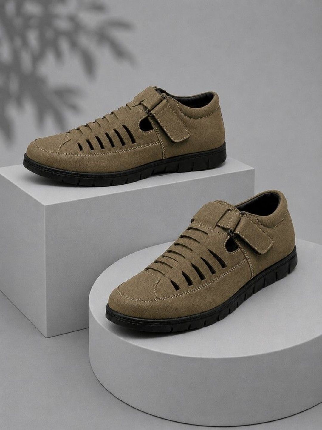 KRAASA Men Shoe-Style Sandals