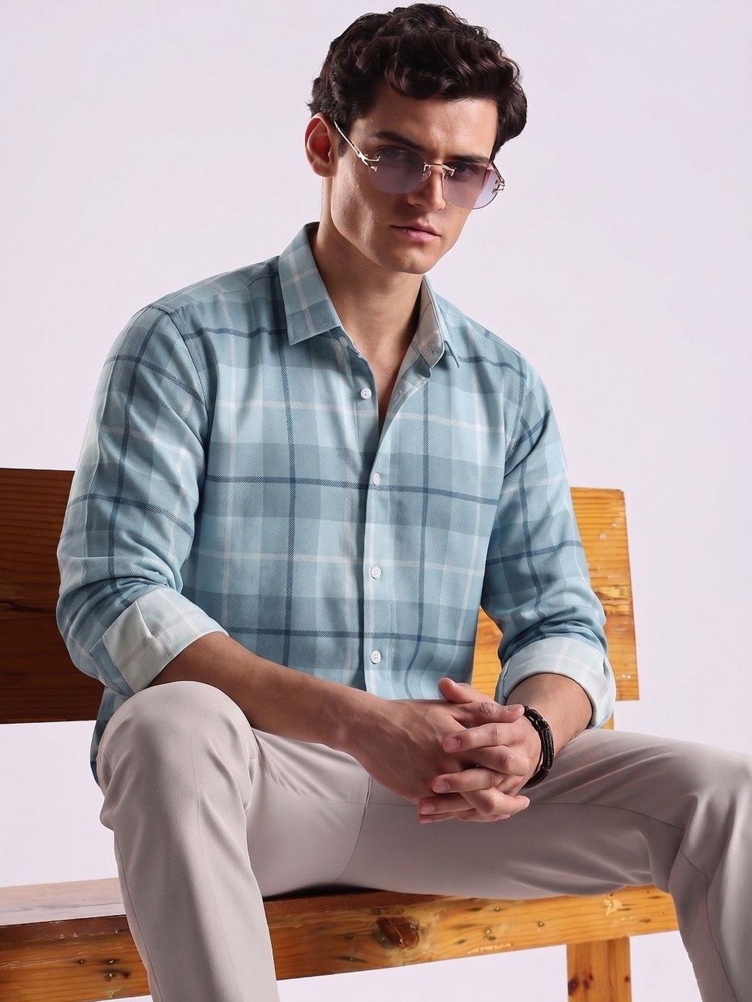 VELKYNOX Men Comfort Slim Fit Checked Casual Shirt