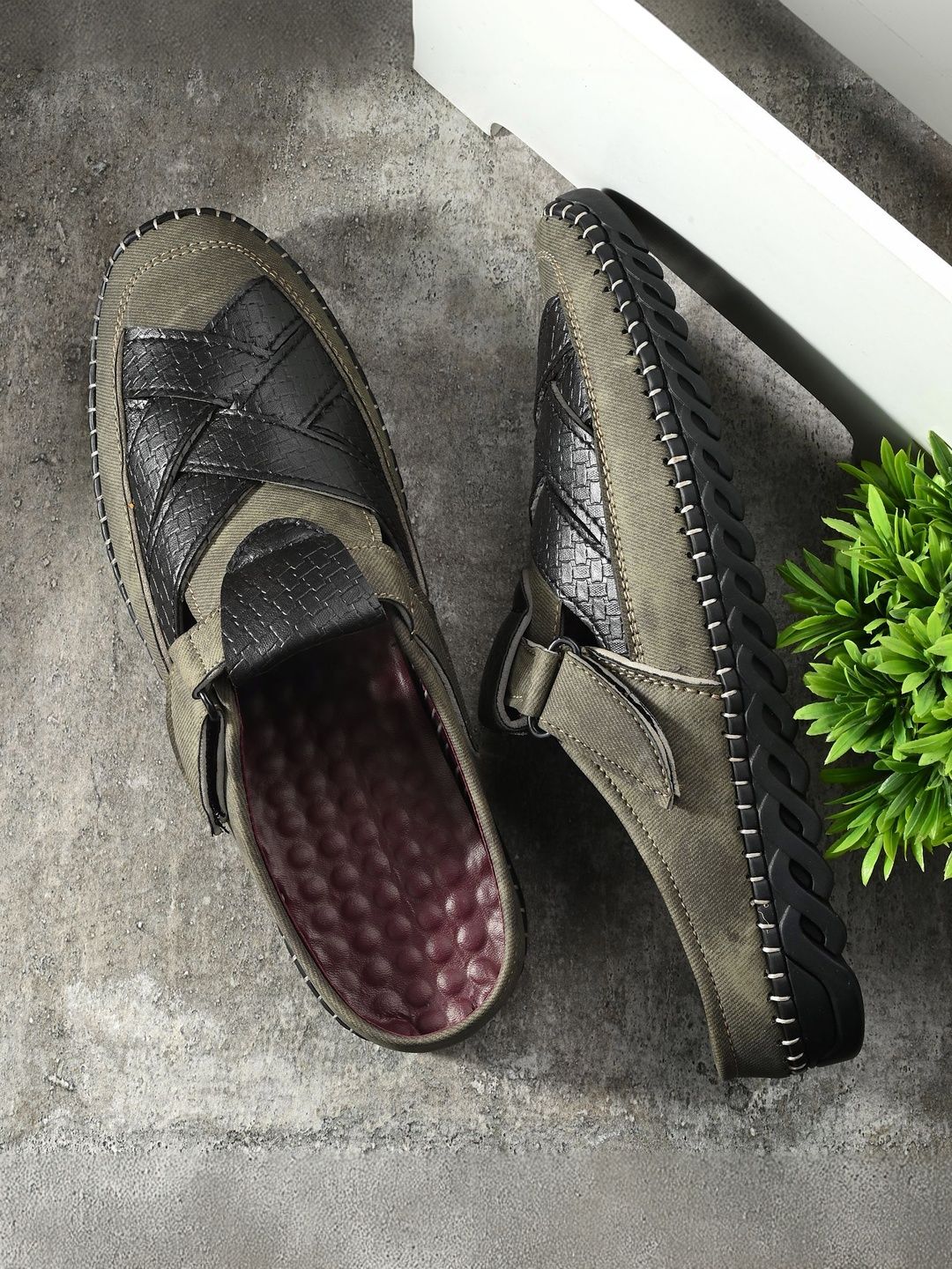 MEN'S AVENUE Men Fisherman Sandals