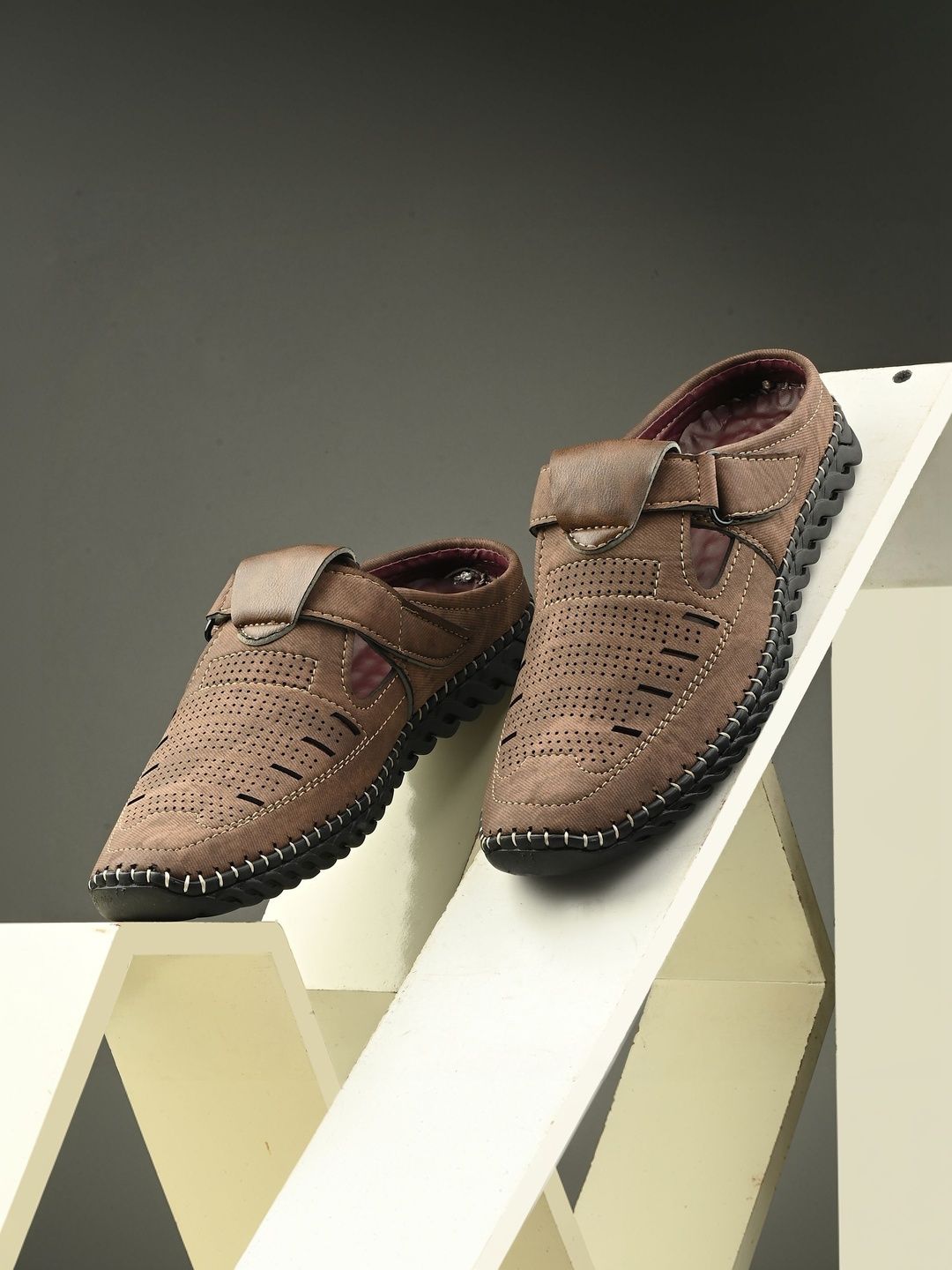 MEN'S AVENUE Men Shoe-Style Sandals