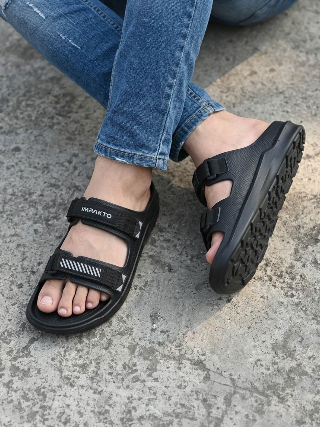 IMPAKTO Men Adjustable Velcro Dual With Cushion Footbed & Skid Resistance Strap Slipper