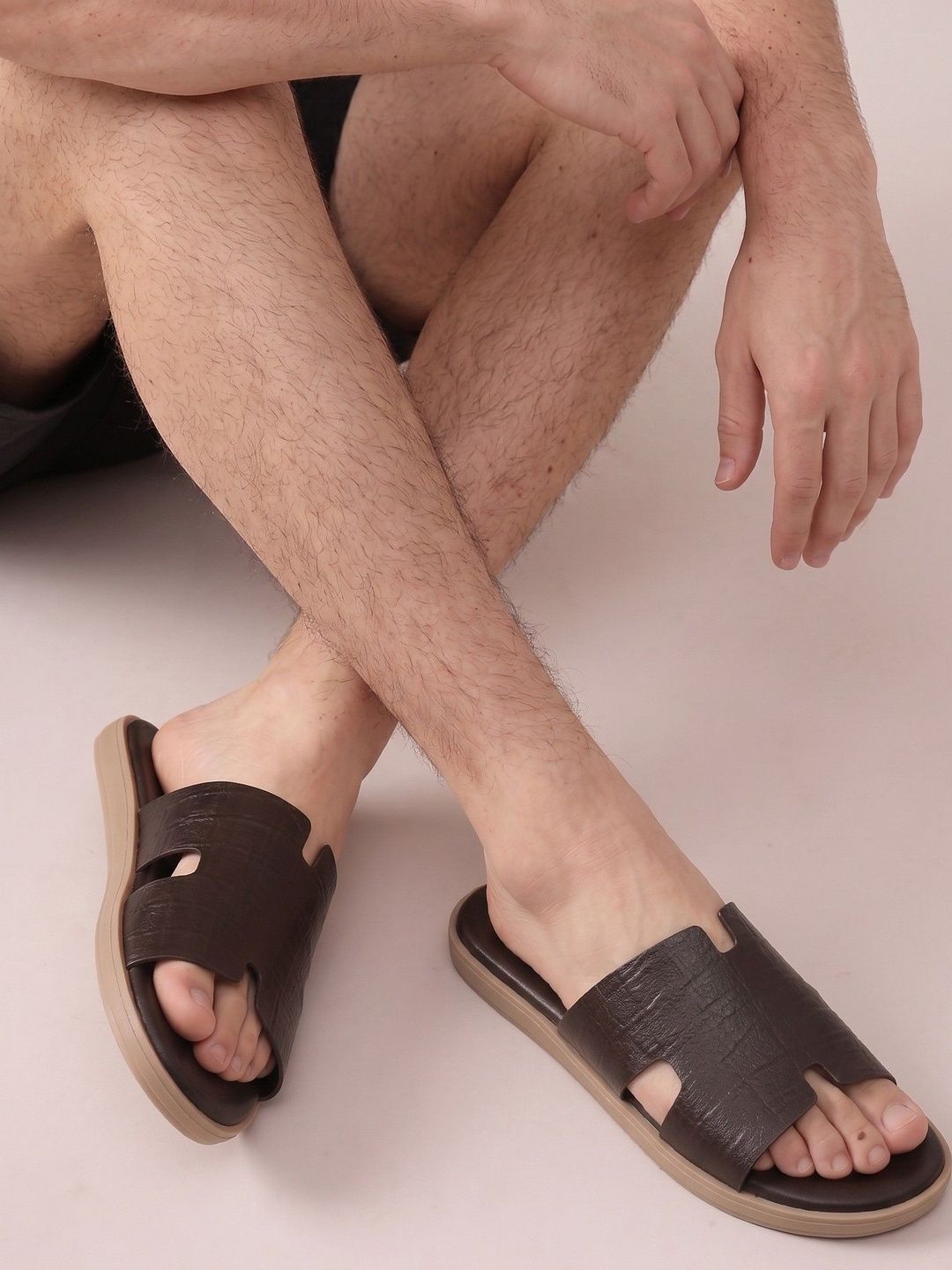 Roadster Men Sliders