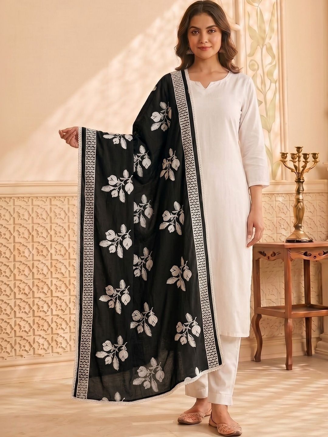 Zamour Embroidered Dupatta with Thread Work