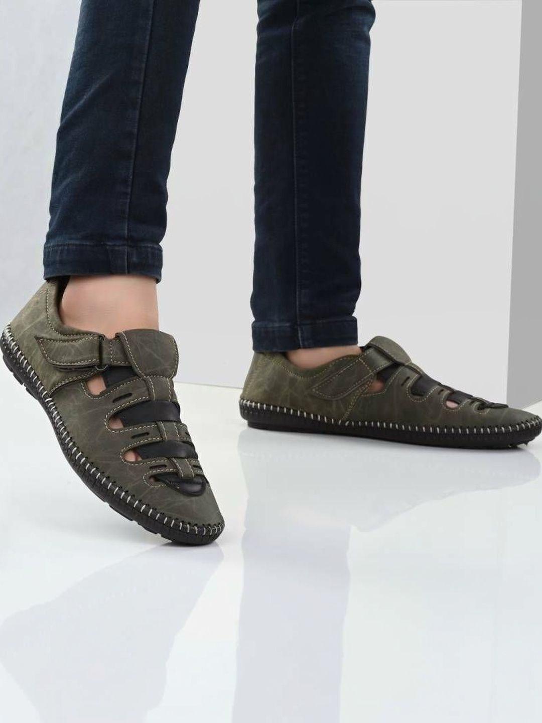 LORENCE FASHION HUB Men Fisherman Sandals