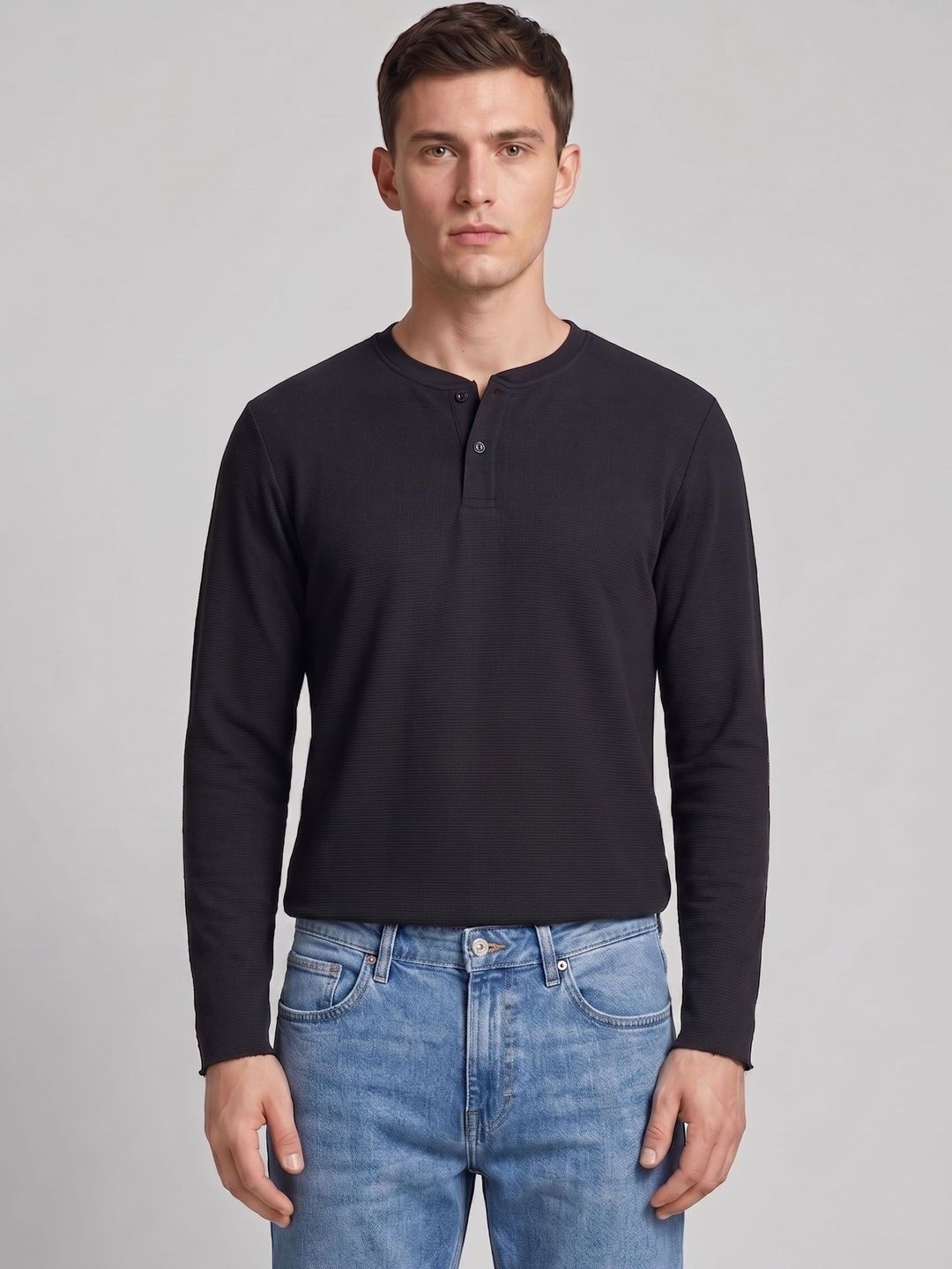 Davno Men Henley Neck T-shirt