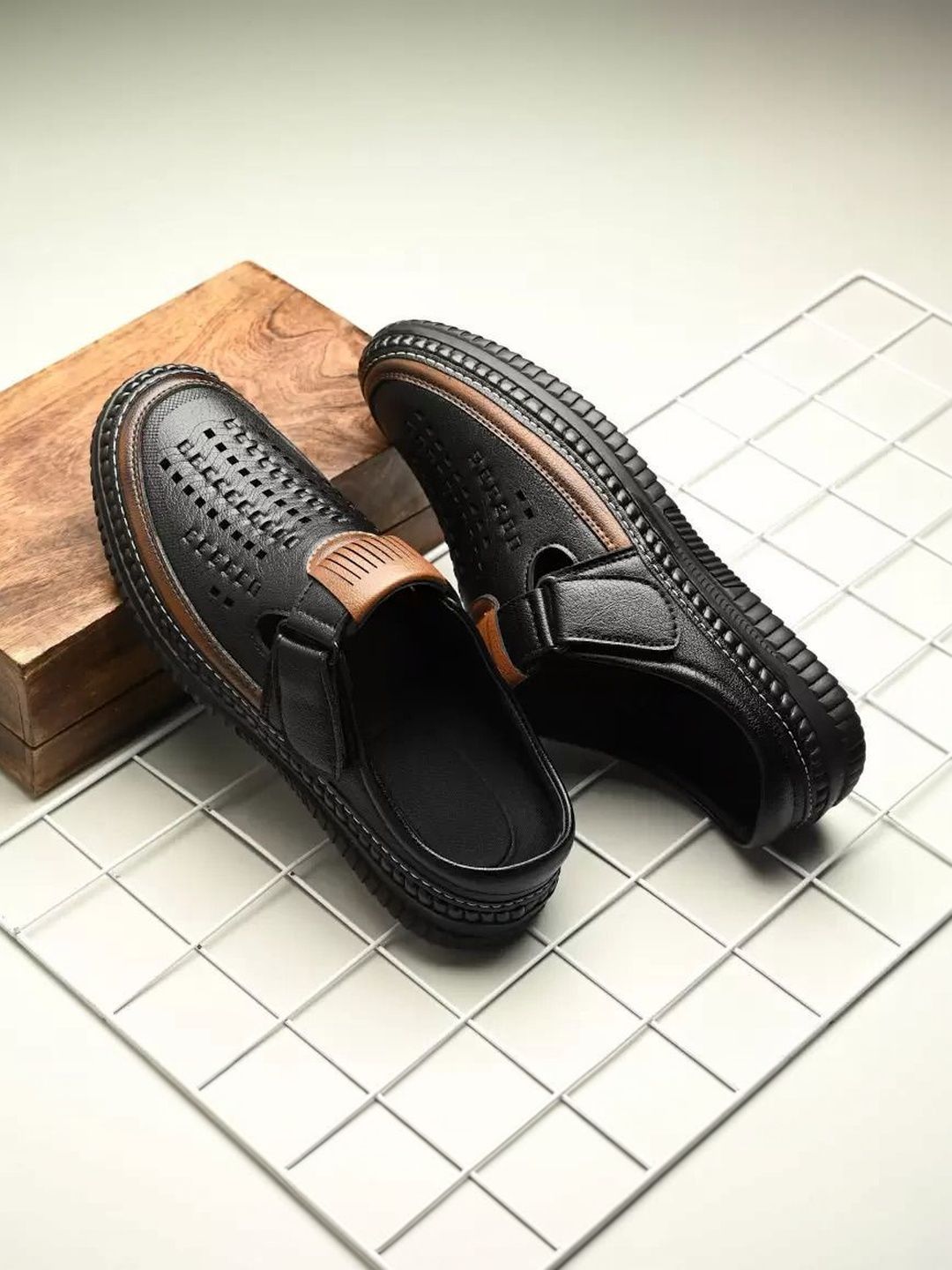 MEN'S AVENUE Men Shoe-Style Sandals