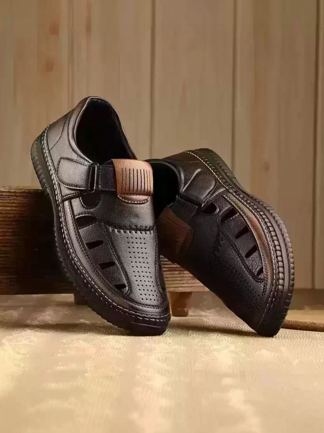 LORENCE FASHION HUB Men Fisherman Sandals