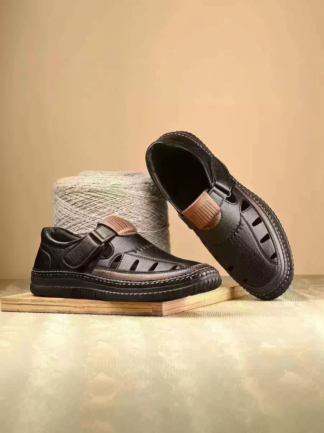 MEN'S AVENUE Men Shoe-Style Sandals