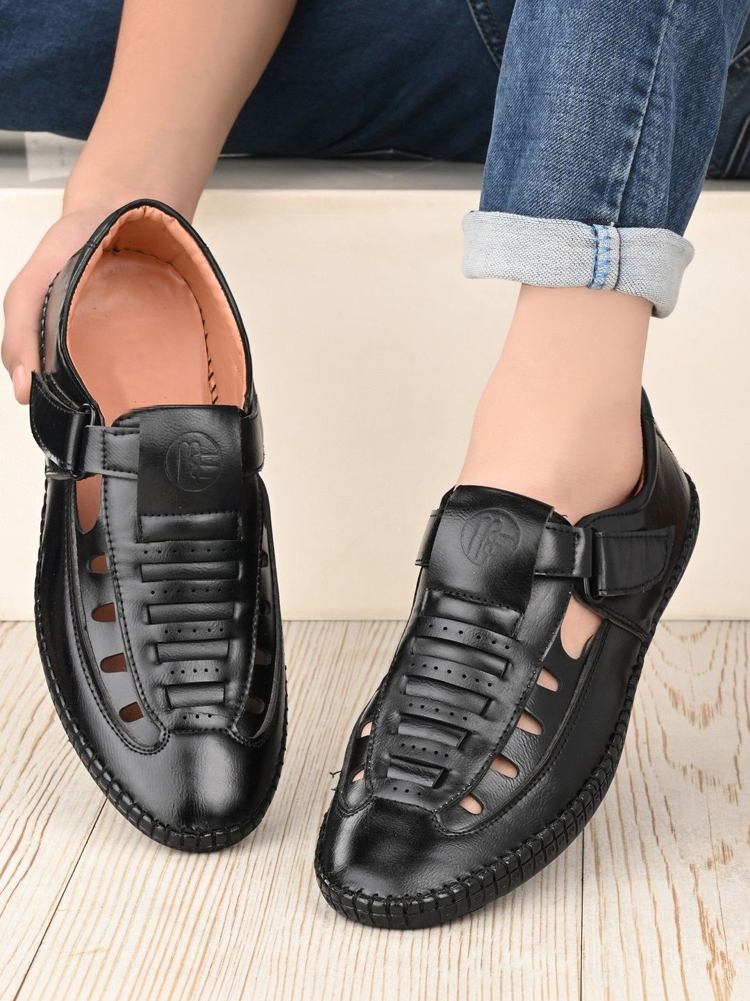 MEN'S AVENUE Men Fisherman Sandals