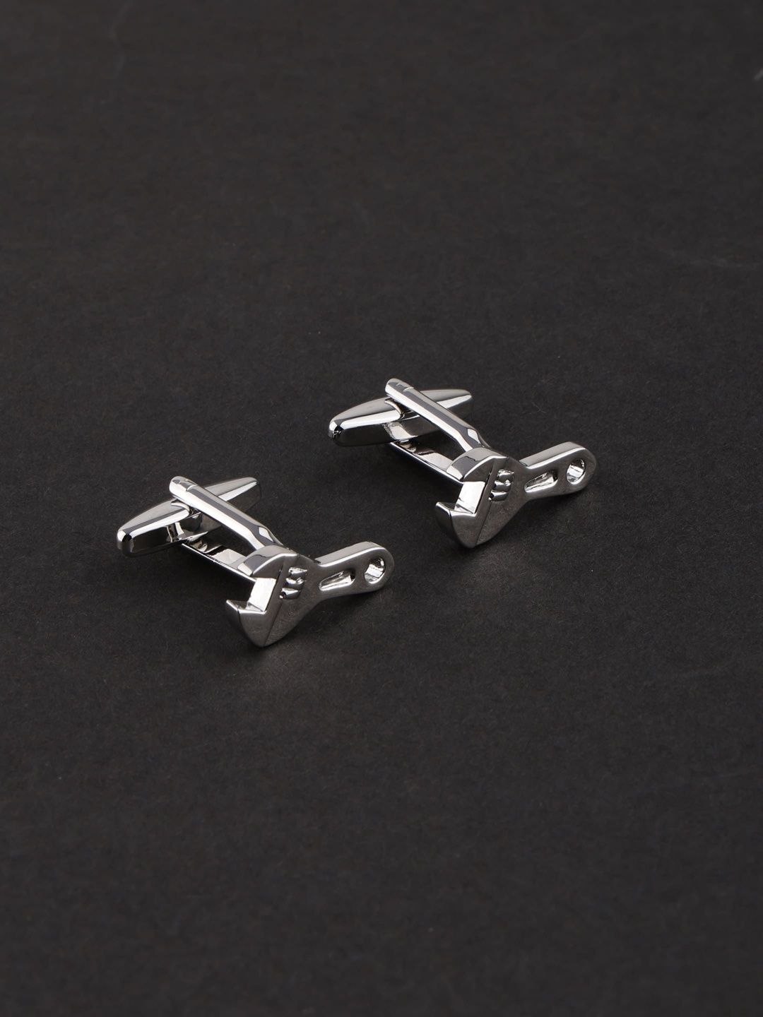 Alvaro Castagnino Quirky Cufflink
