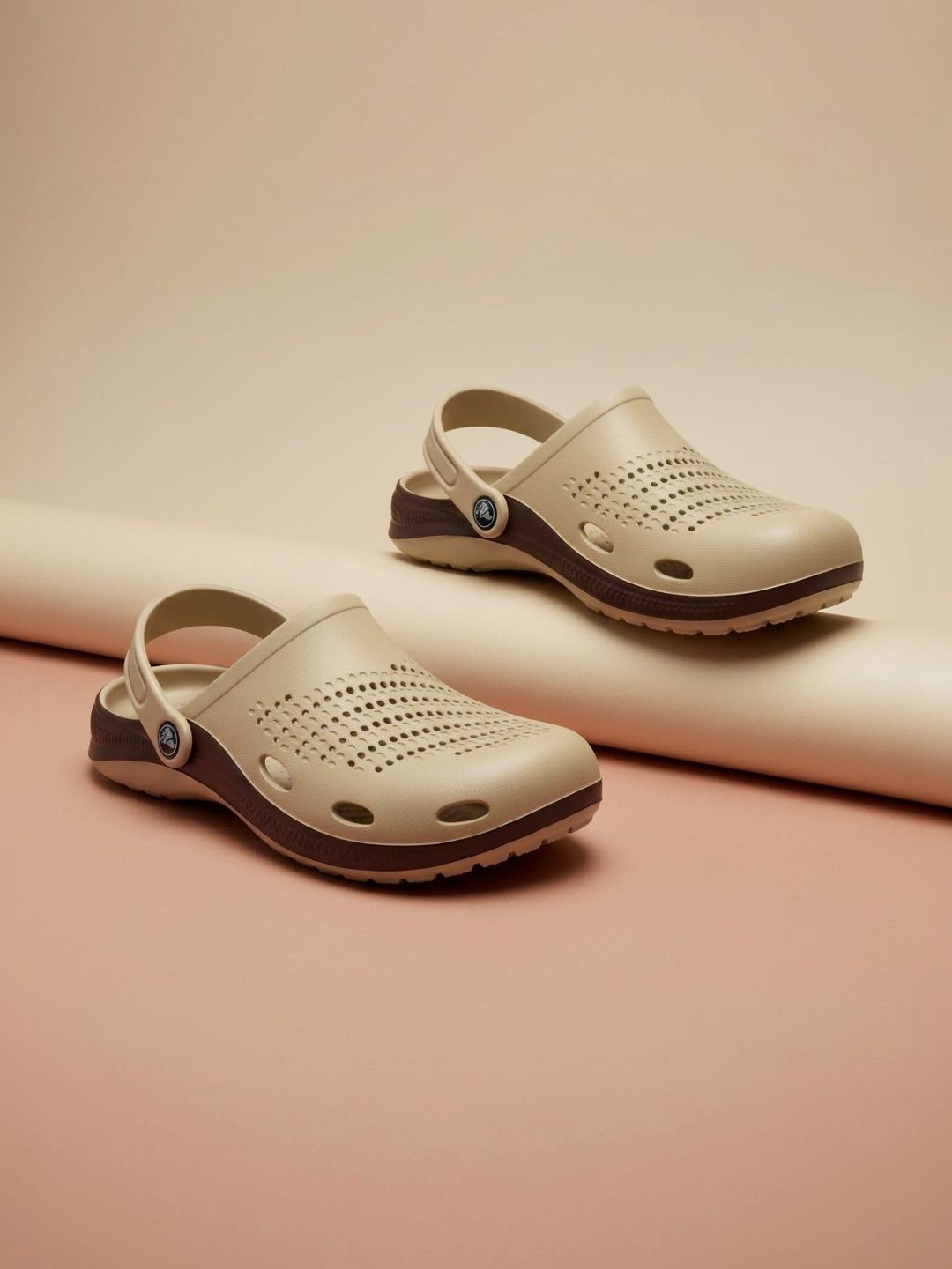 Smoothlite Men Clogs