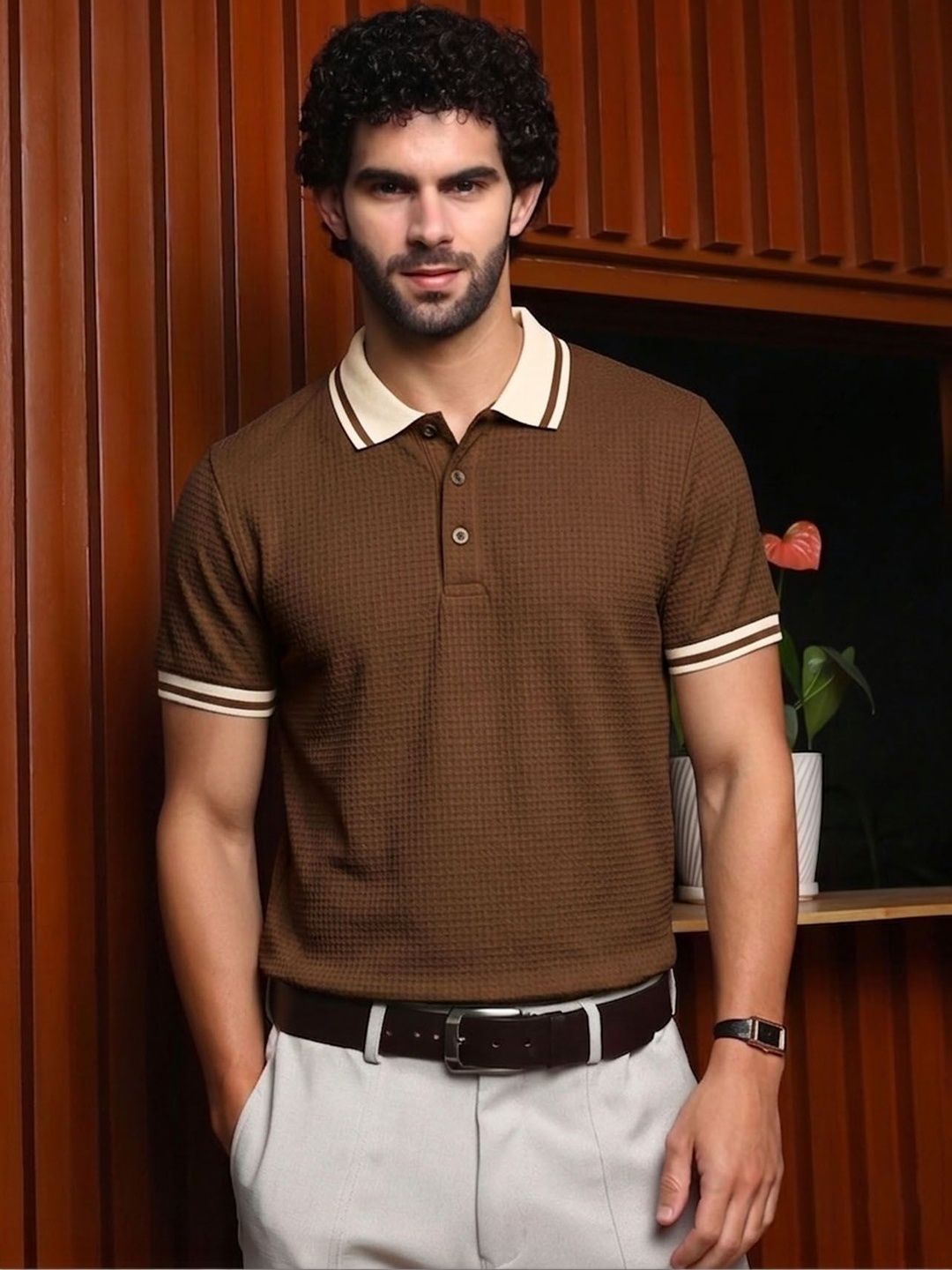 THE BEETEL HOUSE Men Polo Collar T-shirt