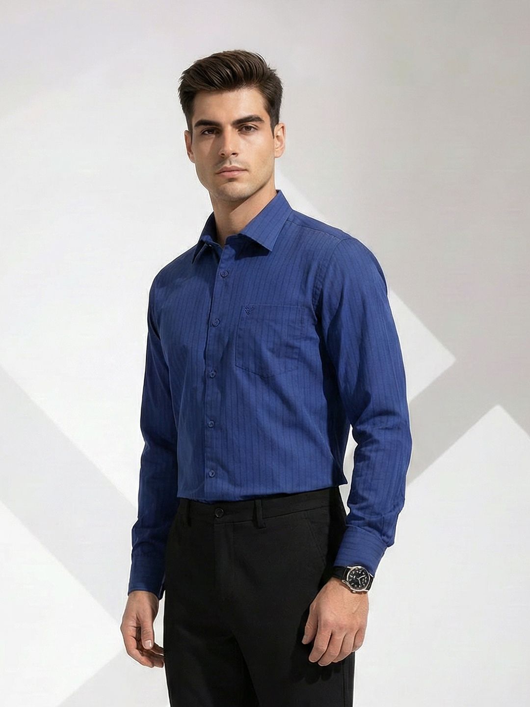 INVICTUS Vertical Striped Slim-Fit Pure Cotton Formal Shirt