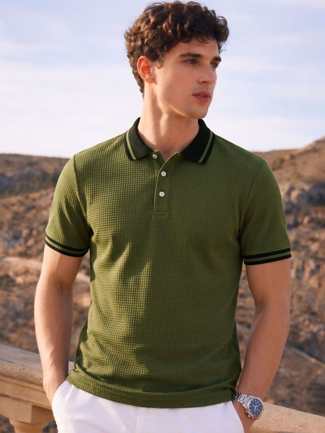 THE BEETEL HOUSE Men Polo Collar T-shirt