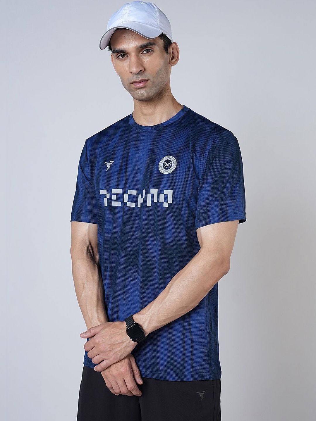 Technosport Men Printed Slim Fit T-shirt