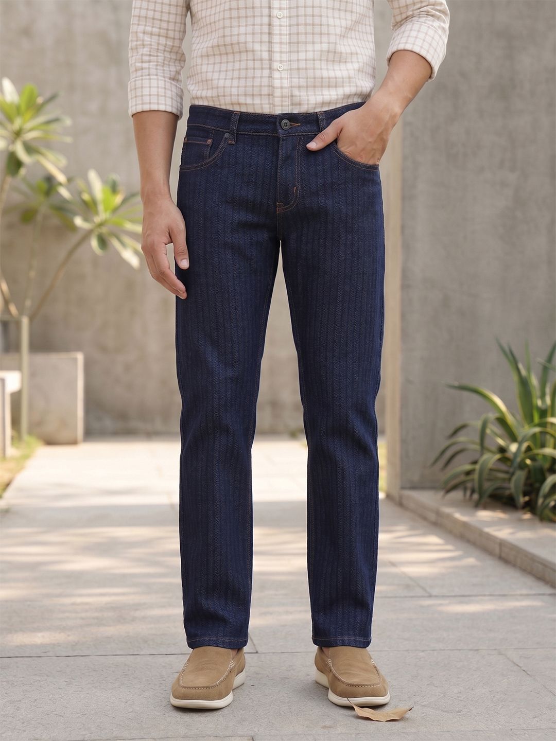 Thomas Scott Men Comfort Relaxed Fit Mid-Rise Jeans