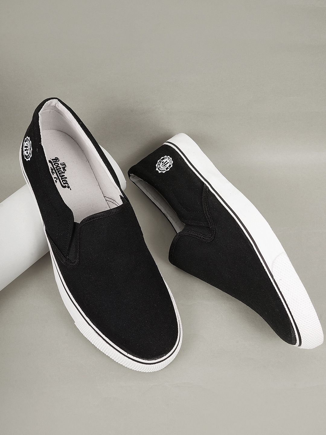 The Roadster Lifestyle Co Everyday Round Toe Casual Sneakers