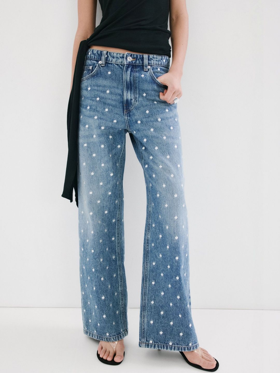 Regular Fit Mid-Rise Light Fade Stretchable Jeans