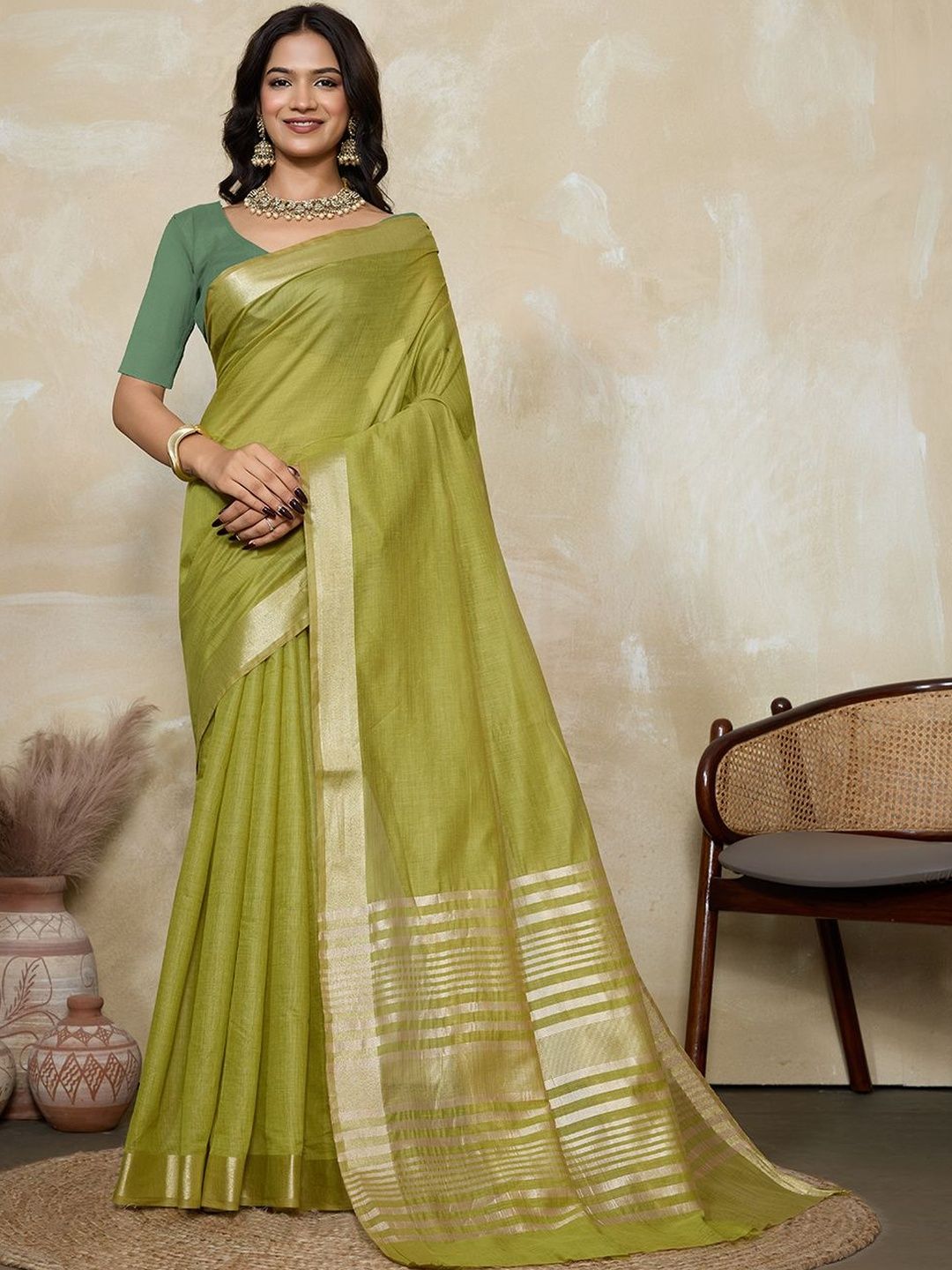Sangria Sangria Woven Design Sarees With Blouse Piece