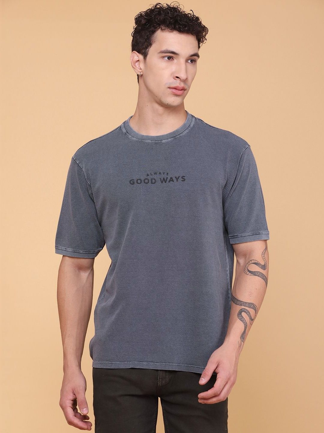 V-Mart Men Typography Boxy T-shirt