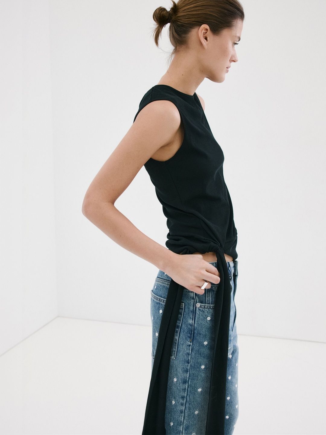 Regular Fit Mid-Rise Light Fade Stretchable Jeans
