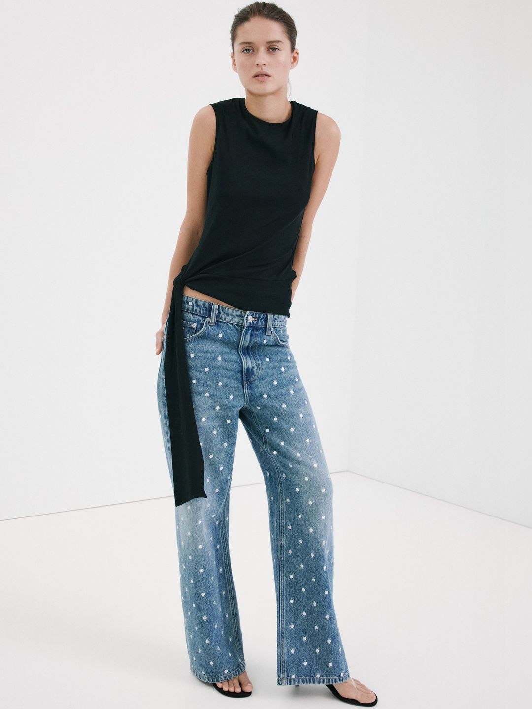Regular Fit Mid-Rise Light Fade Stretchable Jeans