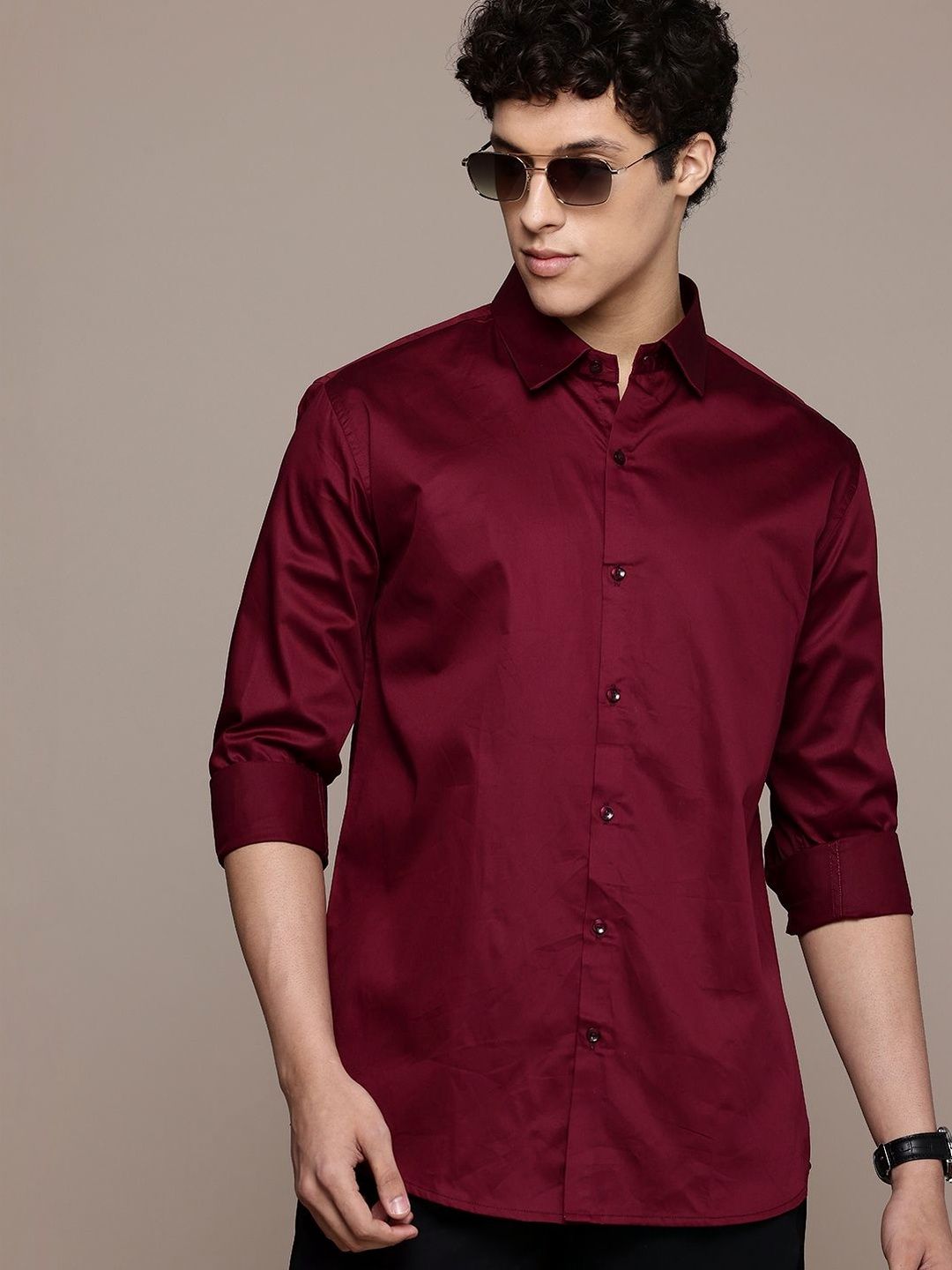 R.Code by The Roadster Life Co. Men Slim Fit Casual Shirt