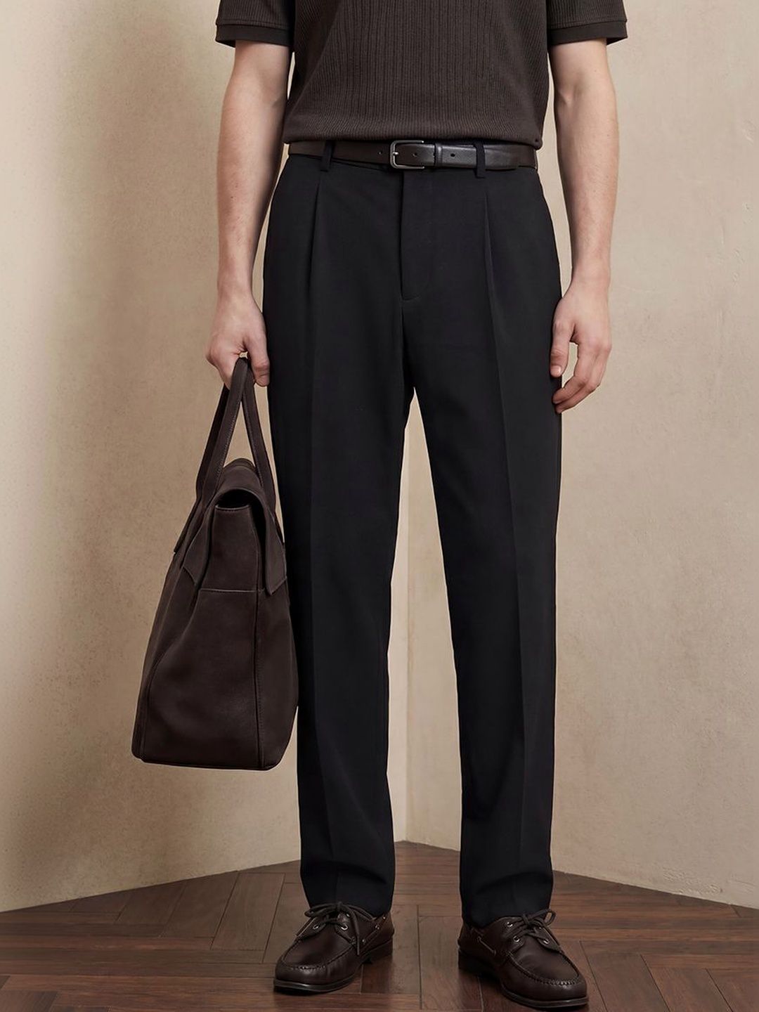 Snitch Men Tapered Fit Pleated Trousers