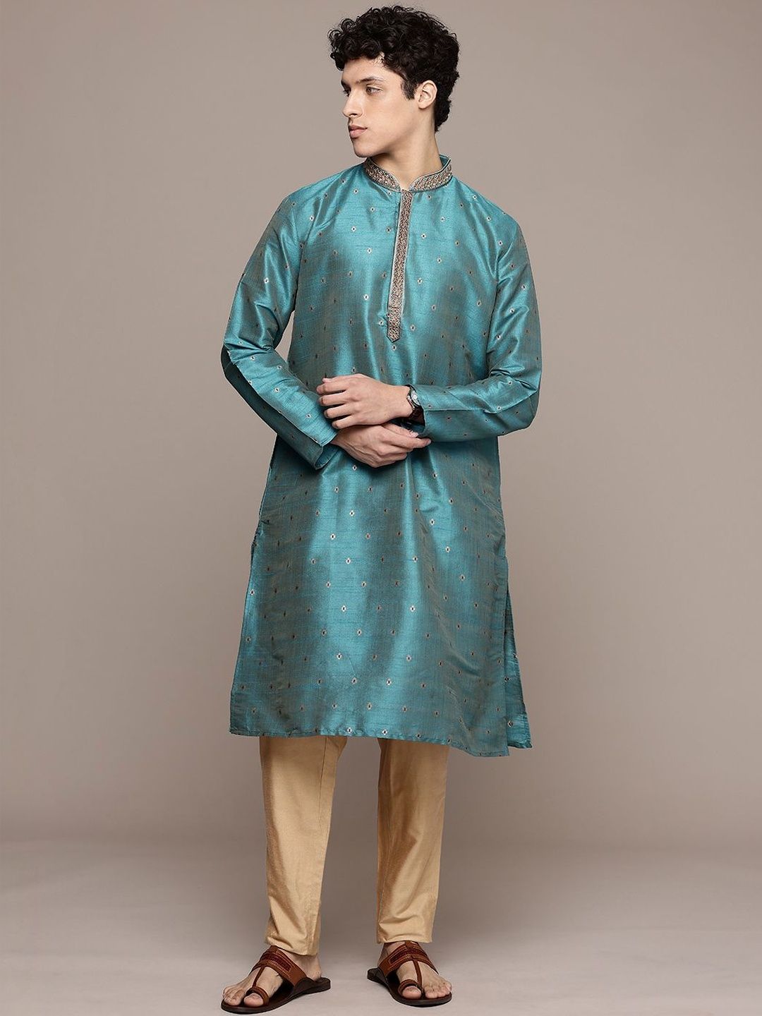 Dincharya Men Thread Work Kurta
