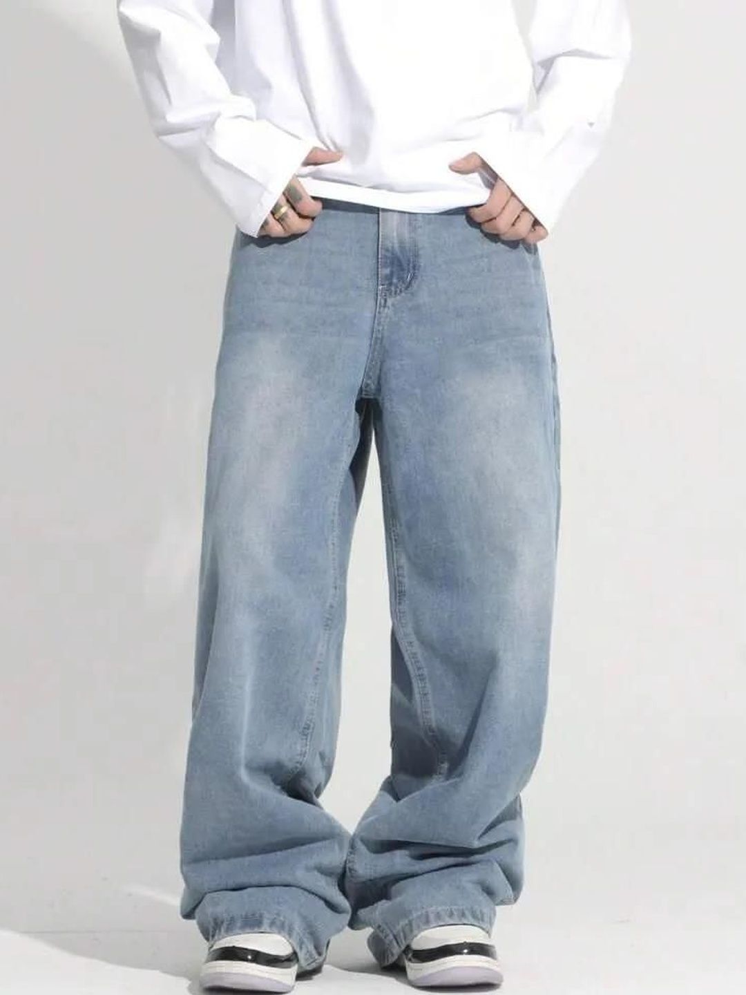 ZYVRA Men Baggy Low-Rise Light Fade Jeans