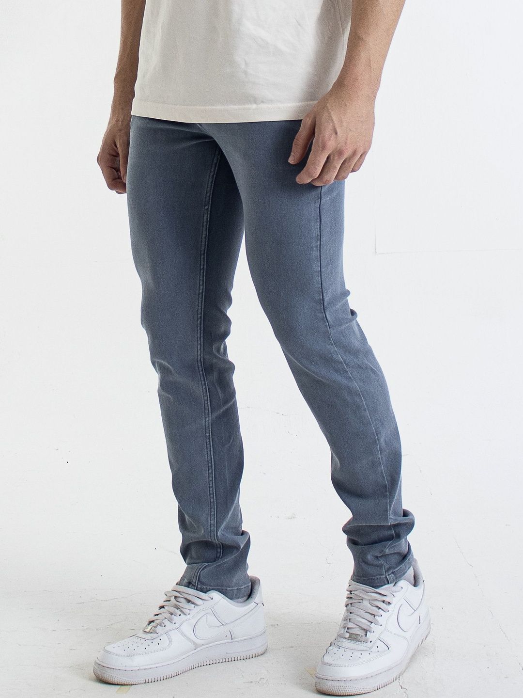 The Roadster Lifestyle Co Super Slim Fit Low-Rise Jeans