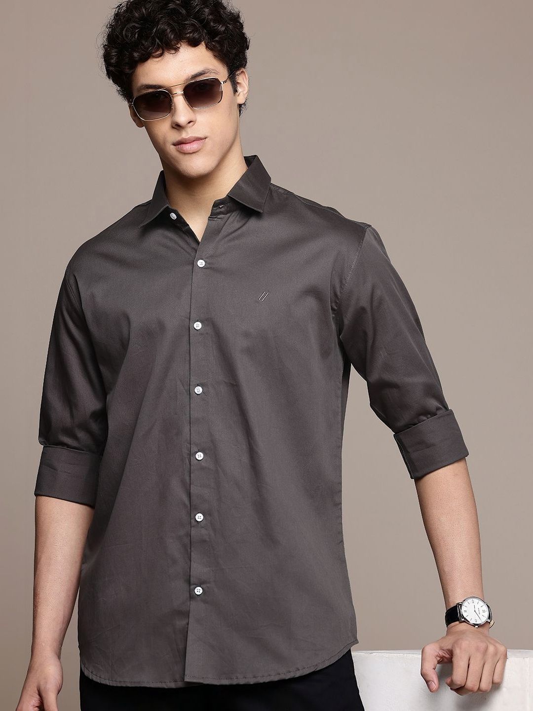 R.Code by The Roadster Life Co. Men Slim Fit Casual Shirt