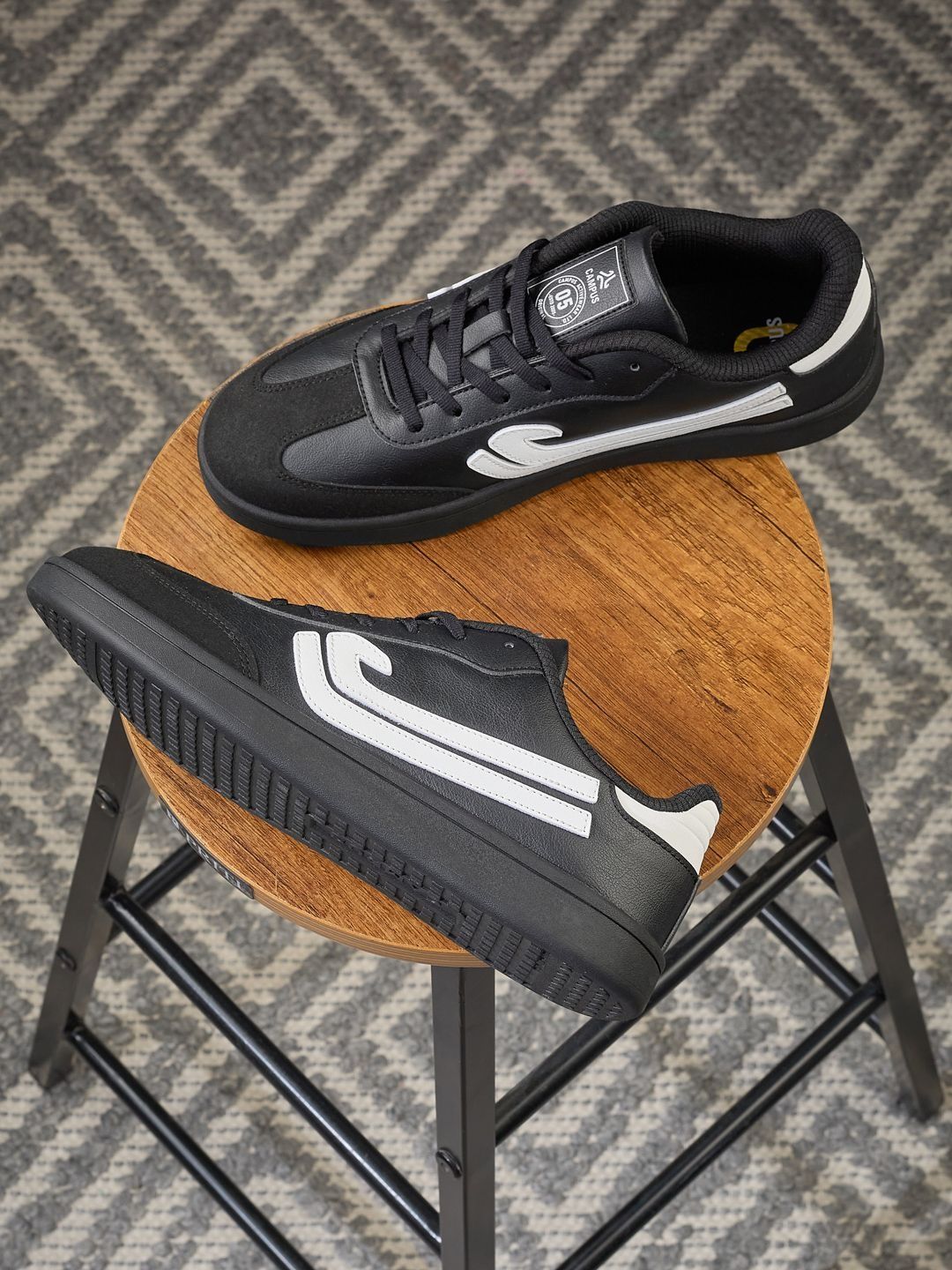 Campus ROLIM Men Colourblocked Sneakers