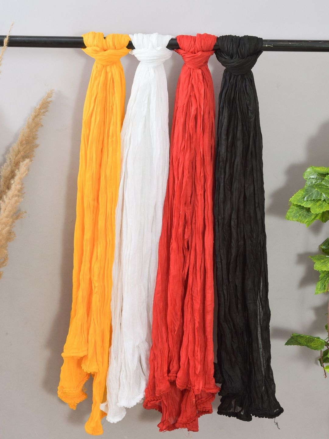 Kuhika Pack Of 3 Dupatta
