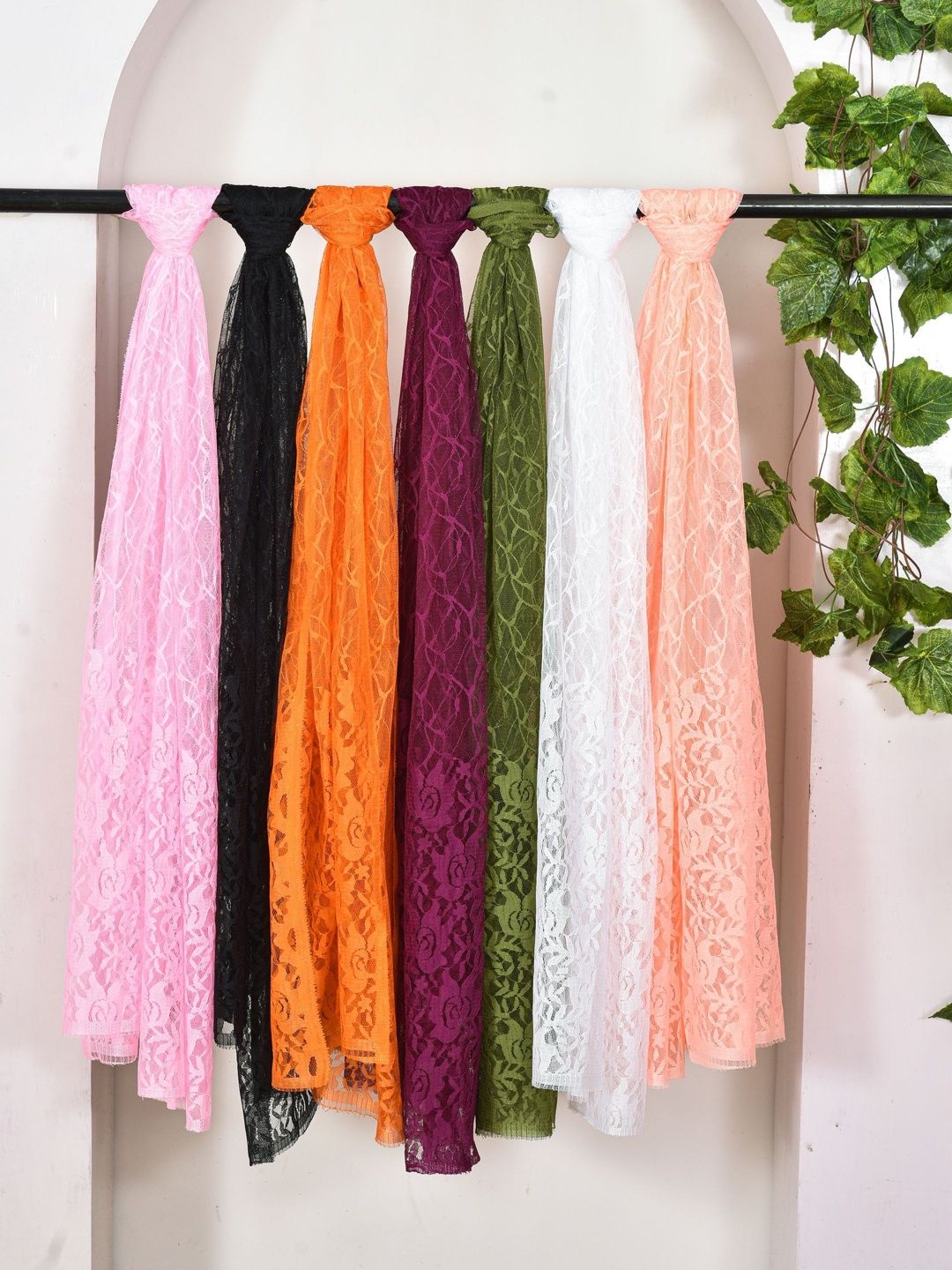 Kuhika Ethnic Motifs Woven Design Dupatta