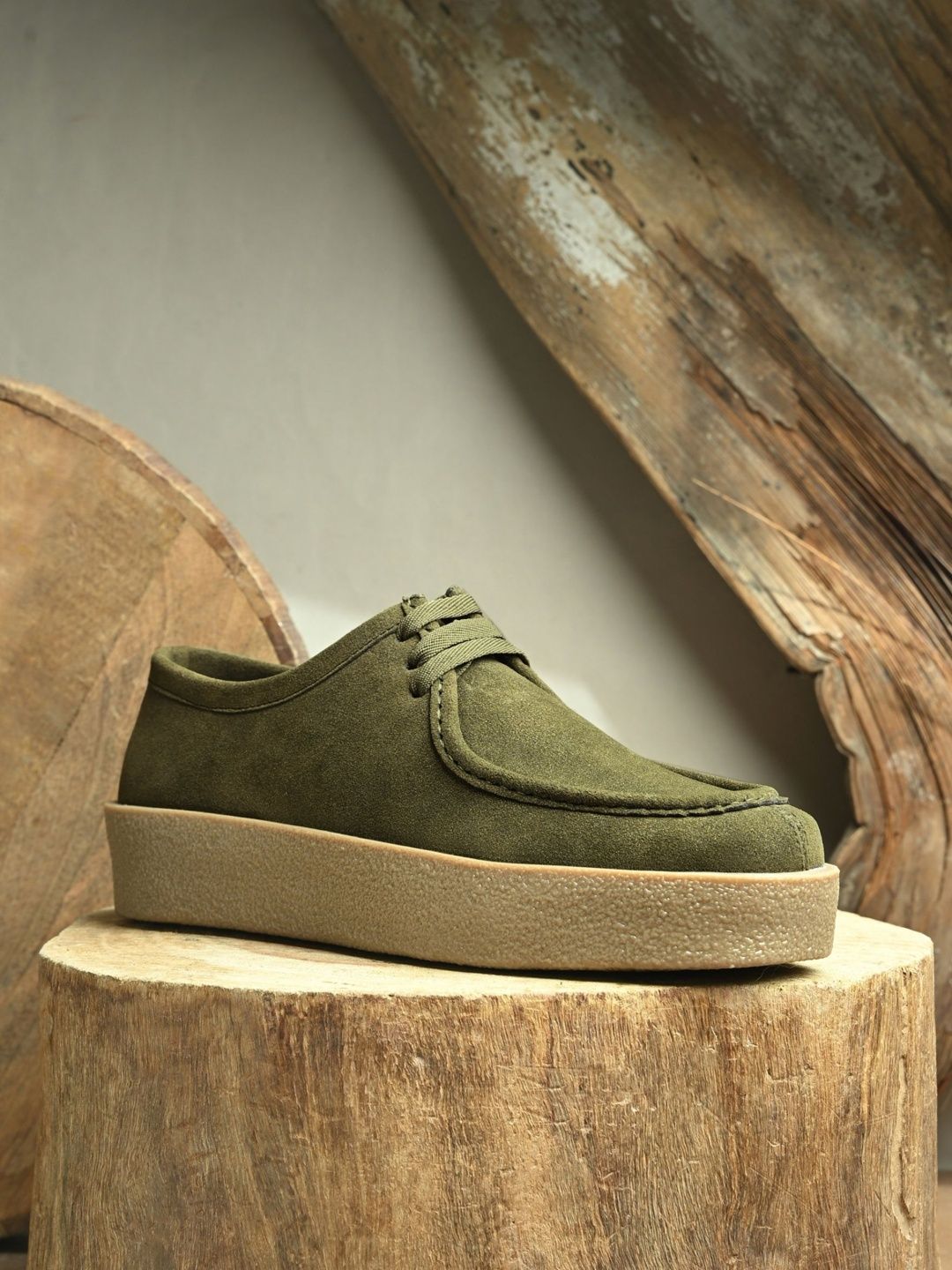 The Roadster Lifestyle Co Men Round Toe Casual Sneakers