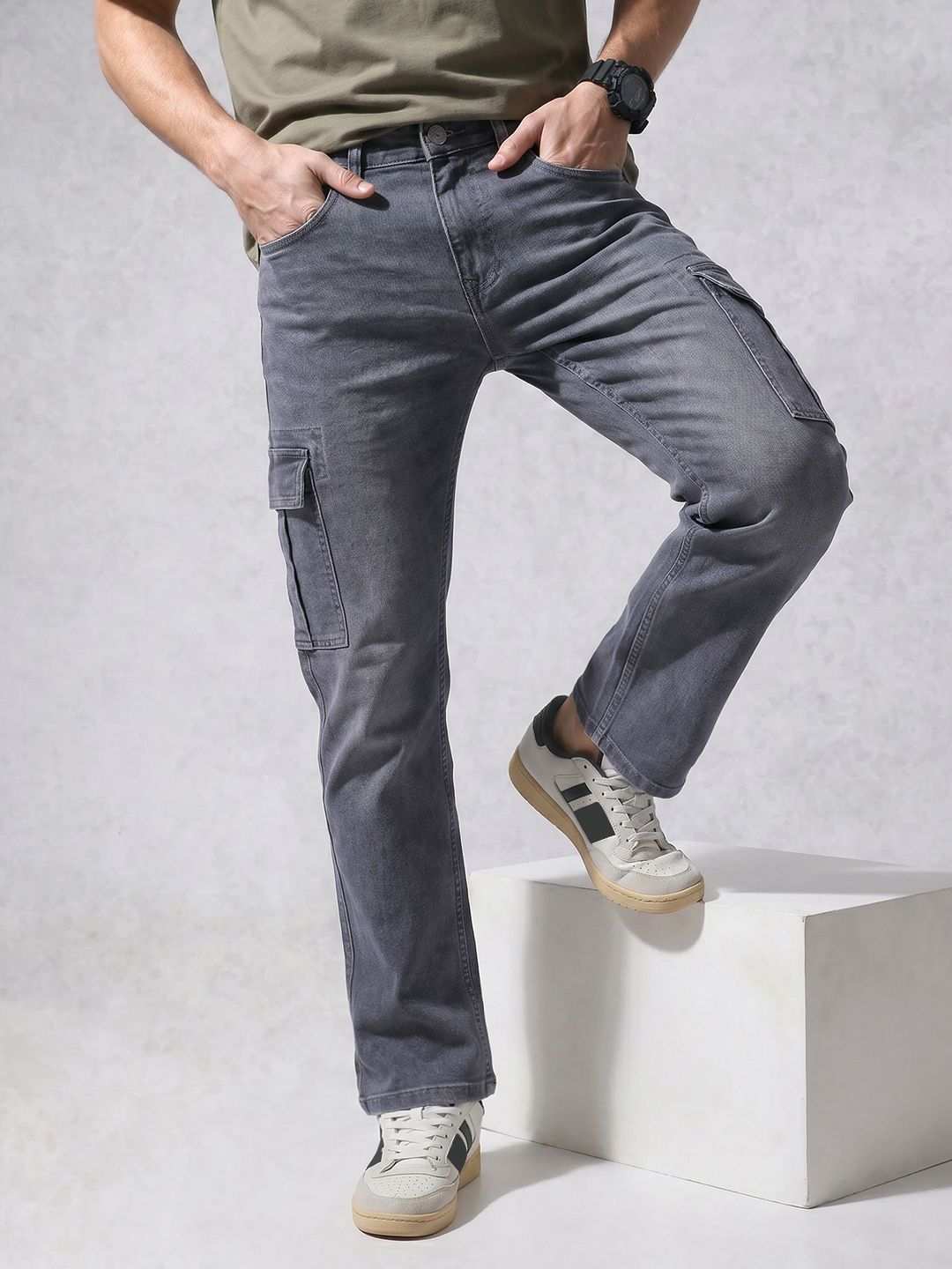 WROGN Men Straight Cargo Fit Light Fade Stretchable Jeans