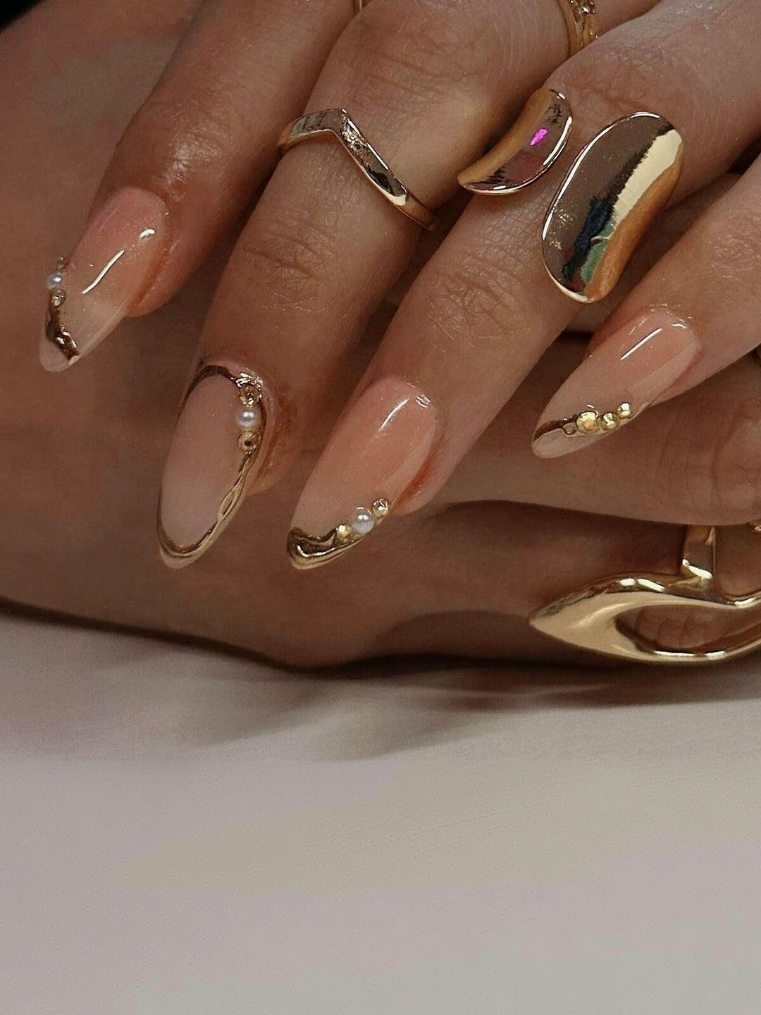 Nakhi Set Of 24 Gold Chrome French Tip Pearls Design Glossy Almond Nails Set -Peach