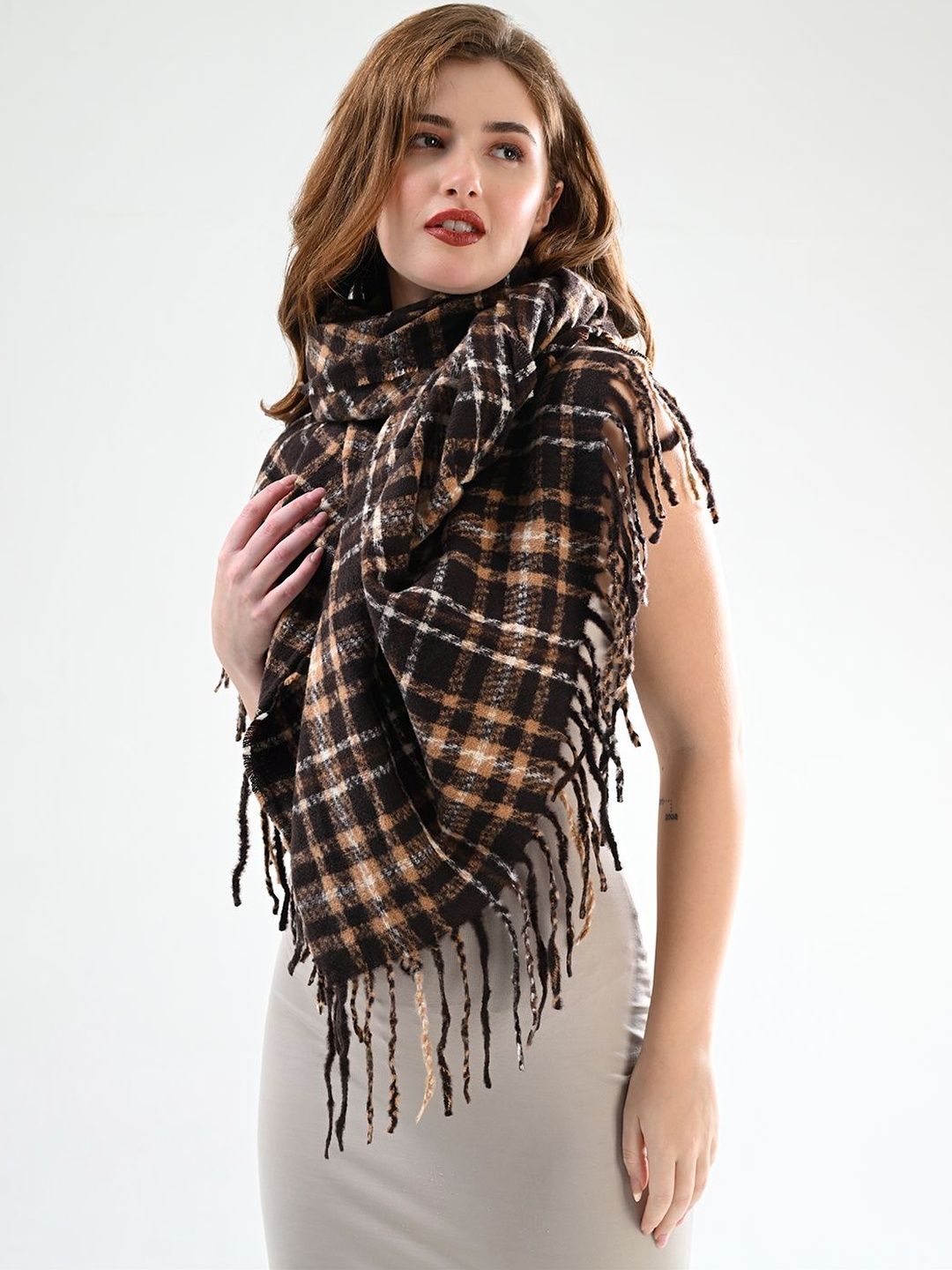 Cazzano Women Checked Printed Shawl