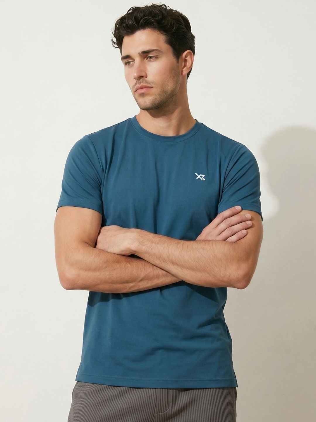CROSS BENCH Men Brand Logo Anti Static T-shirt