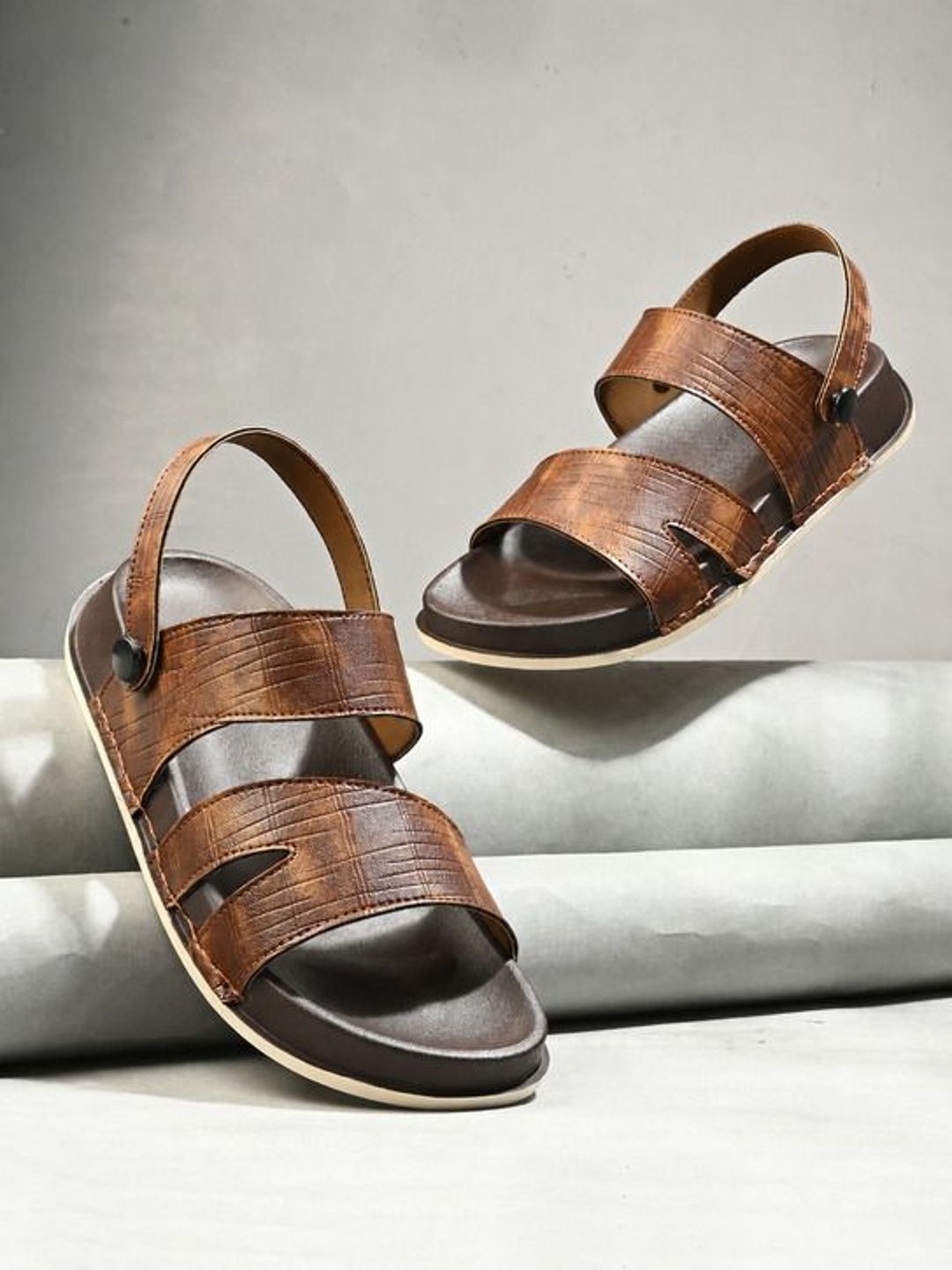 The Roadster Lifestyle Co Men Slip-On Shoe-Style Sandals