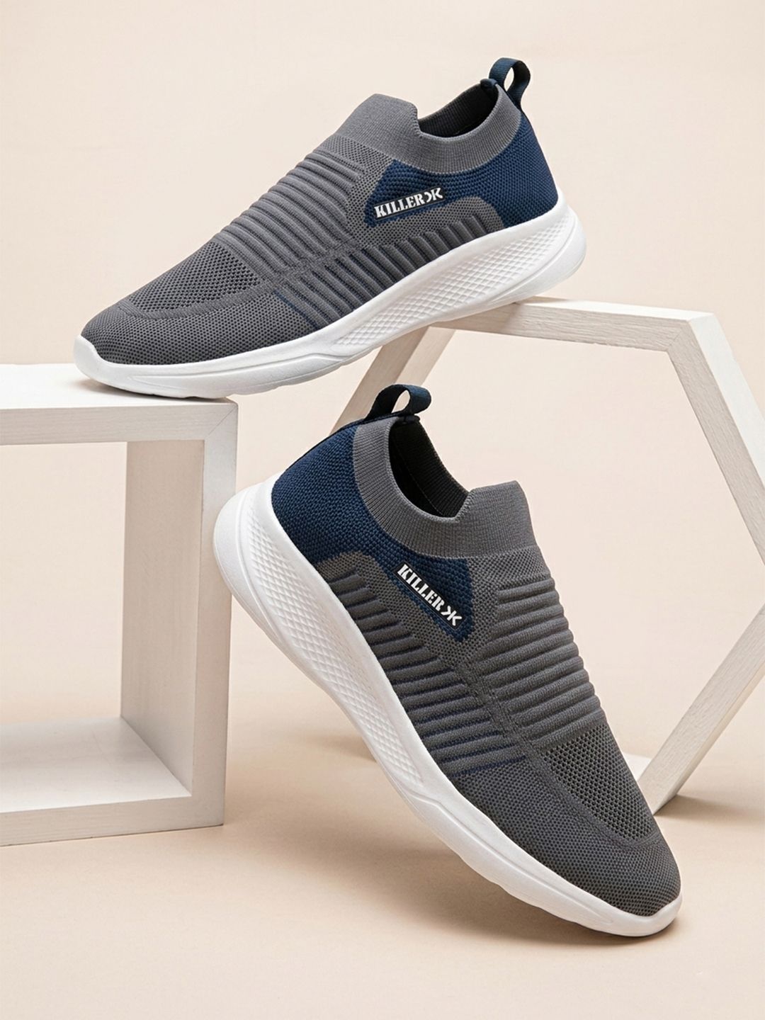 Killer Men Textured Sneakers