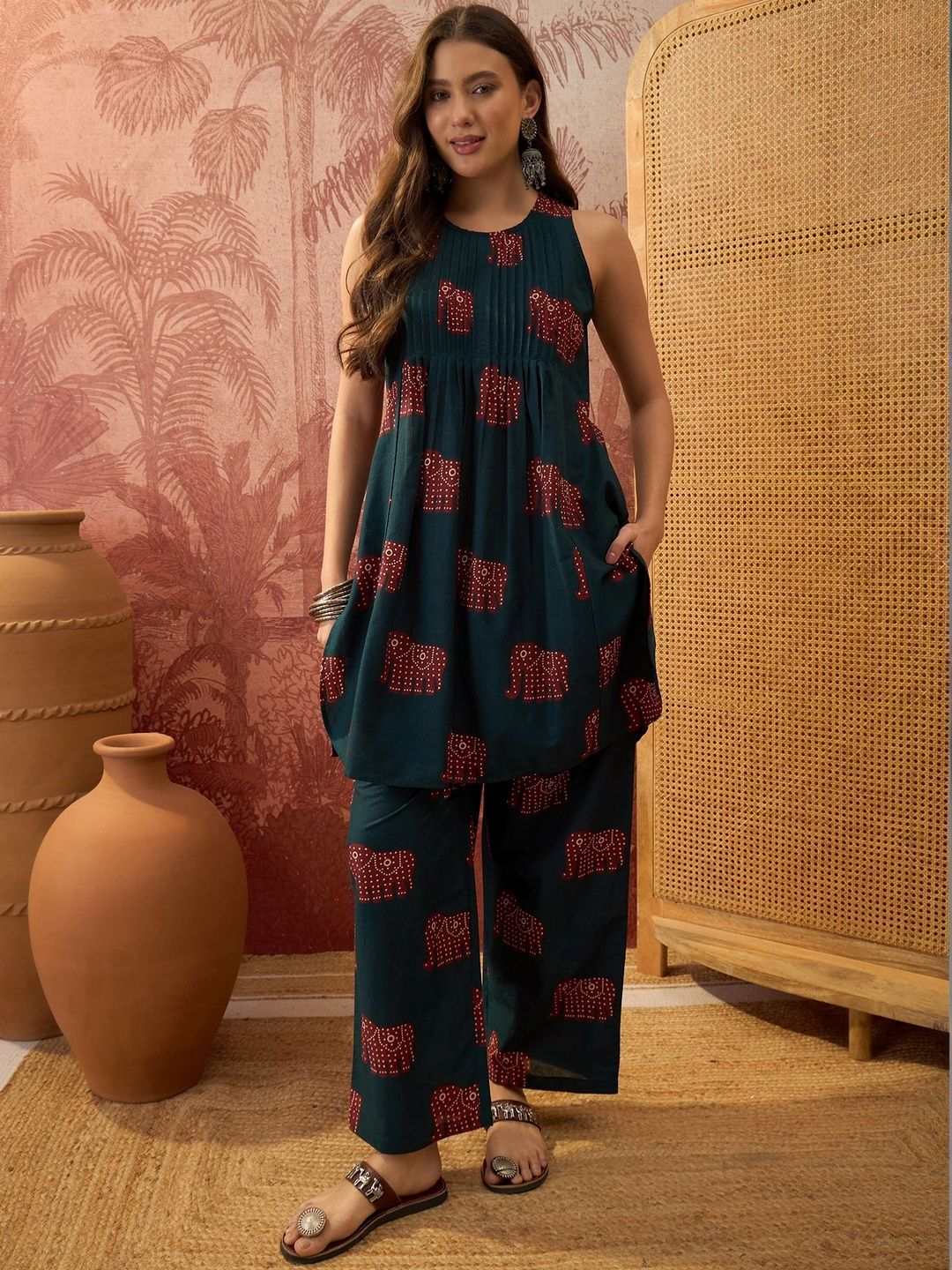 Sangria Romantic Florals Cotton Printed Tunic with Palazzos