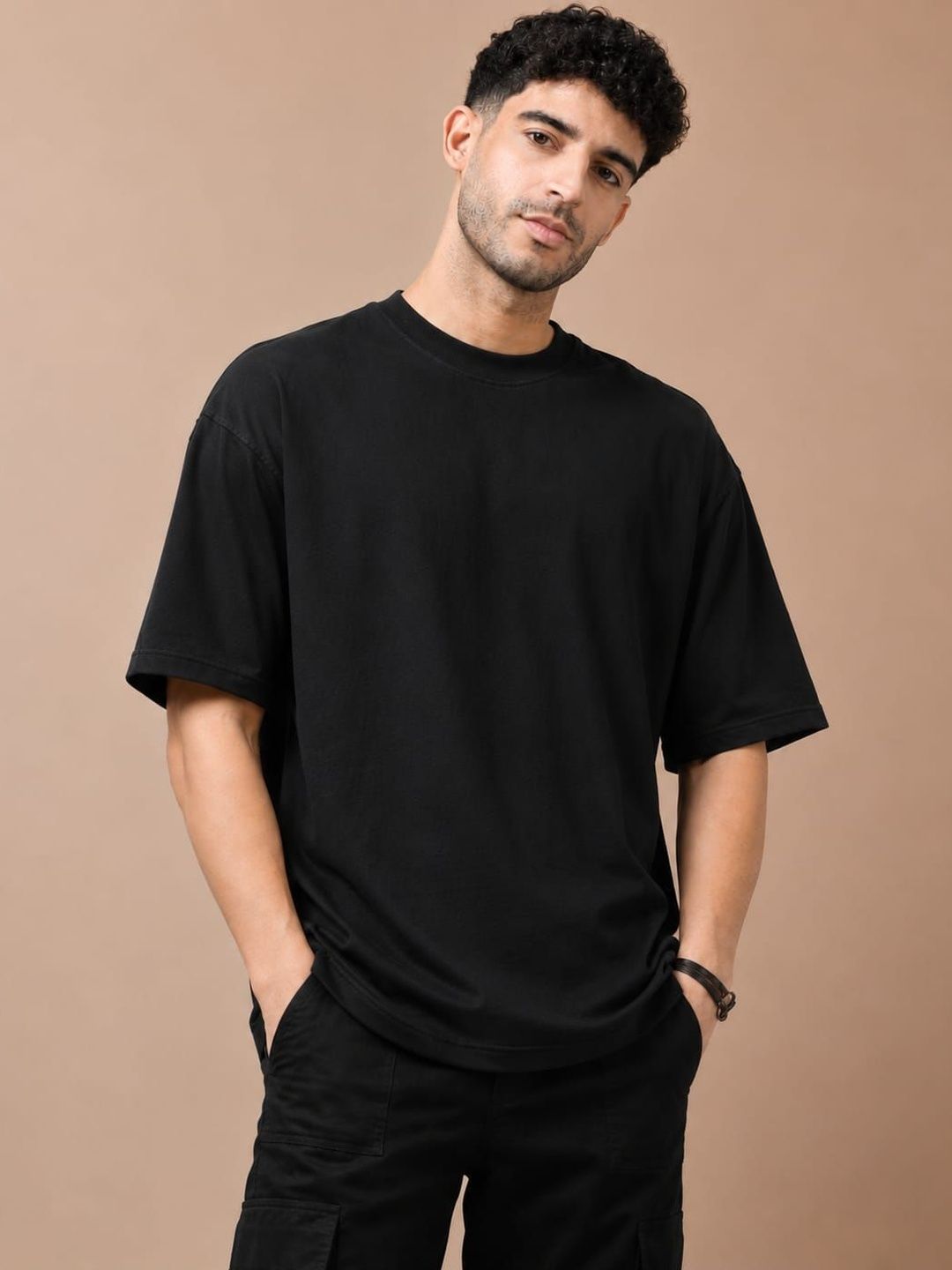 UTCV Men Drop-Shoulder Sleeves T-shirt