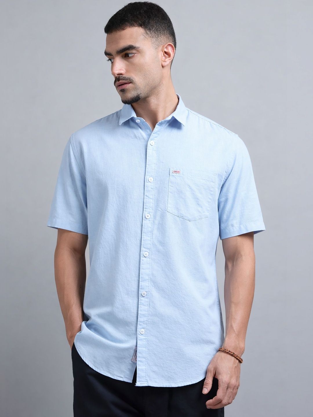 U.S. PITCHERS Men's Regular Fit Casual Shirt with Curved Hem