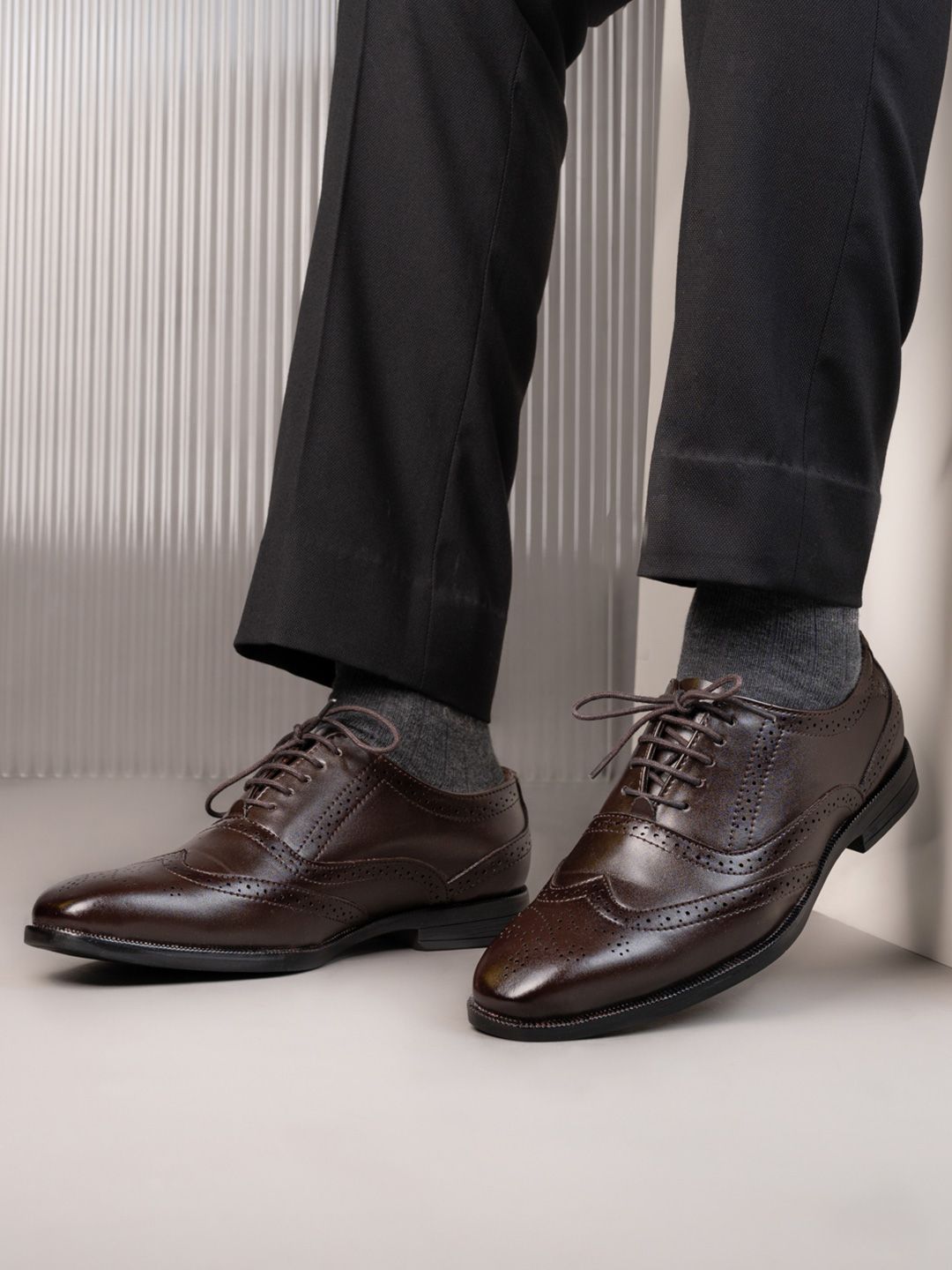 Alberto Torresi Men Textured Formal Brogues